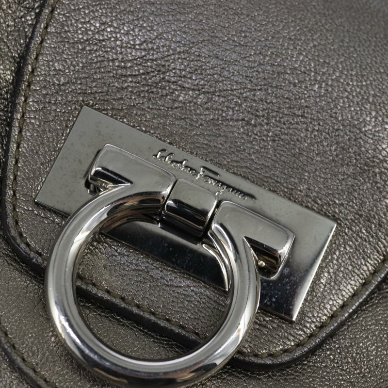 【日本直送】Salvatore Ferragamo Gancini 手提包 皮革 金色 正品 bs19986-9