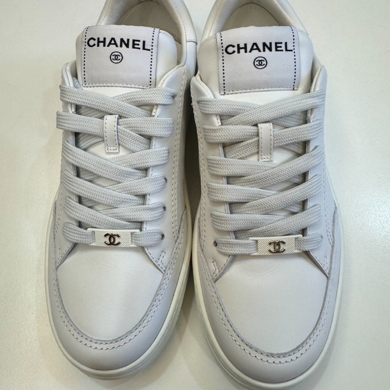 全新CHANEL 香奈兒白色小牛皮運動鞋 38.5碼 (有購證) 僅落地試穿-1