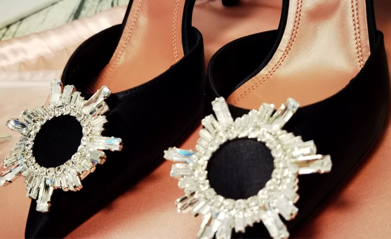 Amina Muaddi 春夏最新款-1