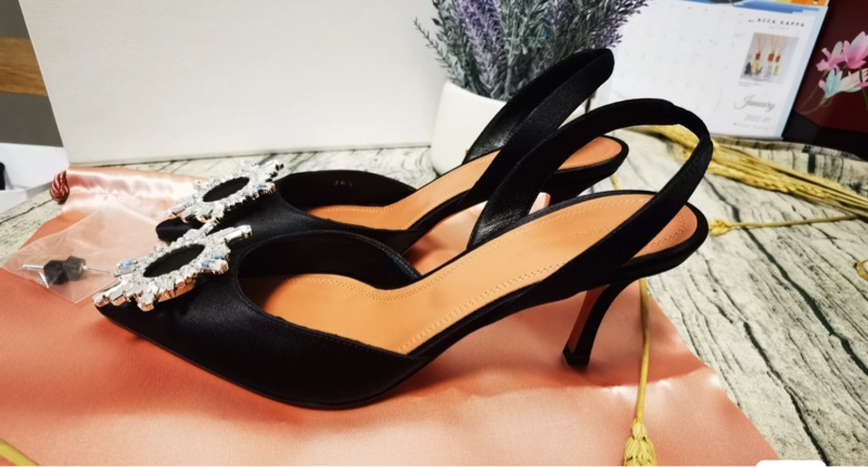 Amina Muaddi 春夏最新款-4