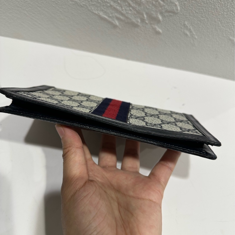 Gucci vintage bag /wallet/woc-3