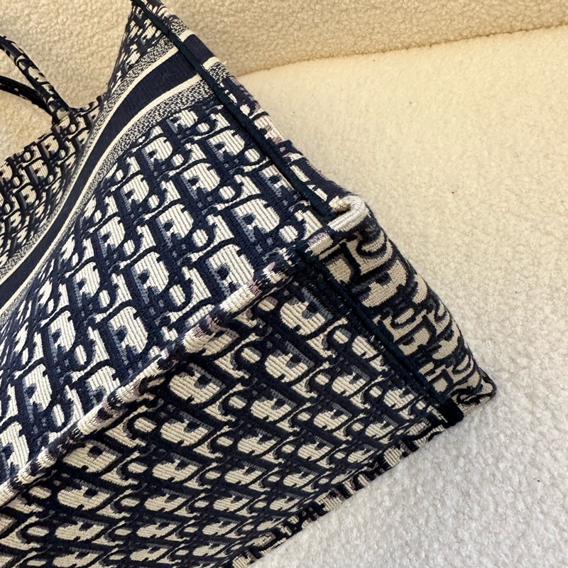 Dior迪奧BookTote老花托特包，19編碼專櫃購入-5