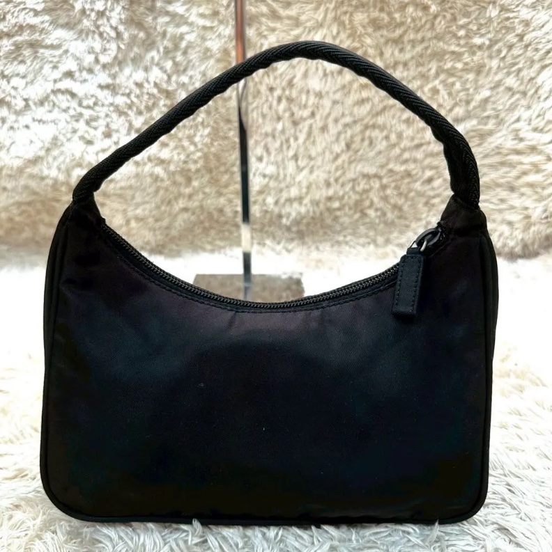 🉑議 極新Prada 黑色尼龍hobo 經典爆款mini尺寸腋下包 肩背包單肩包 手提包-2