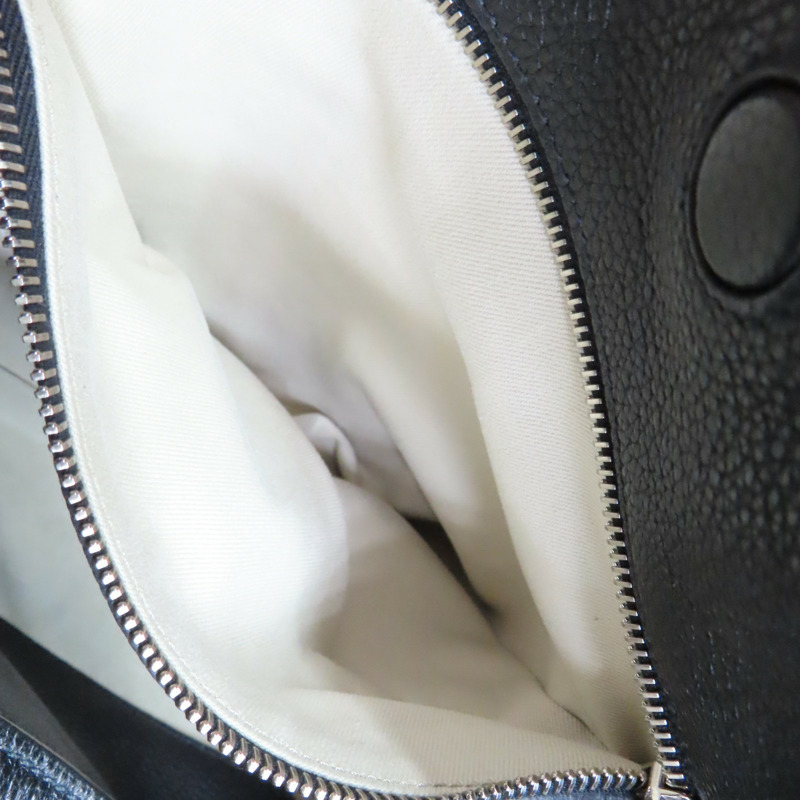 黑色 Vitello Daino 牛皮 肩背包【PRADA 普拉達】 1BC025-7