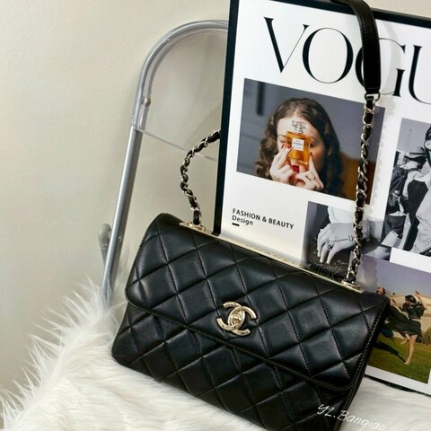 CHANEL 黑羊皮金釦Trendy CC肩背包