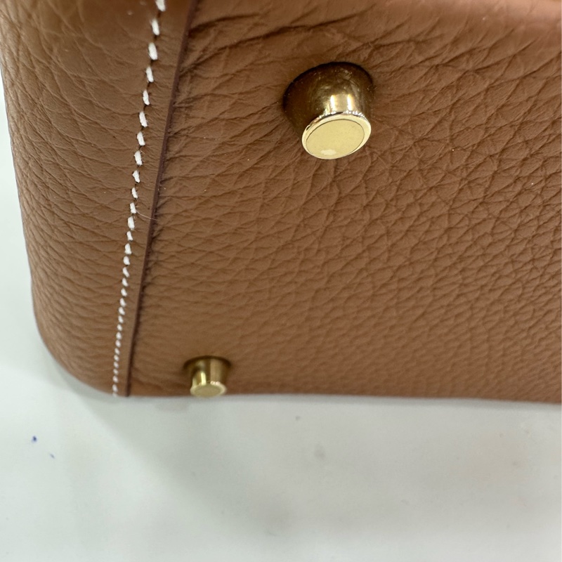 Hermes 愛馬仕 Mini Lindy 2代 TC皮 金棕金扣 W刻-17