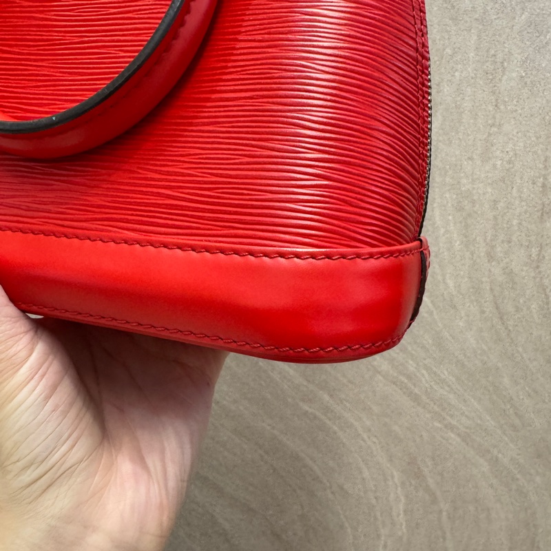 LV 紅色EPI水波紋Alma bb貝殼包M41160-13