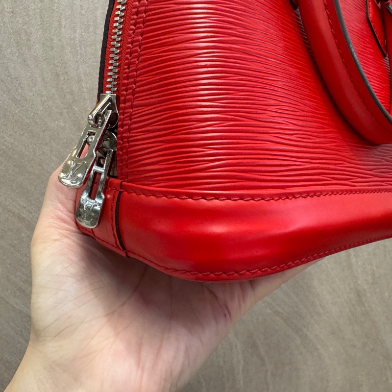 LV 紅色EPI水波紋Alma bb貝殼包M41160-14