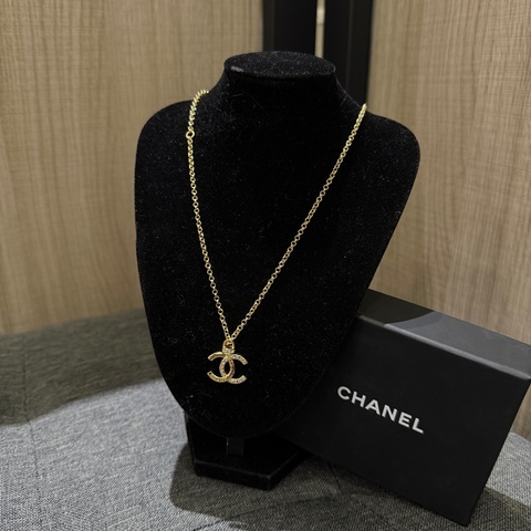 CHANEL 香奈兒金色拼水鑽雙C LOGO項鍊 可調整項鍊
