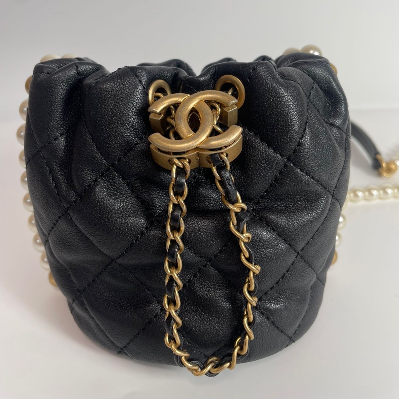 Chanel 珍珠鏈小水桶包-2