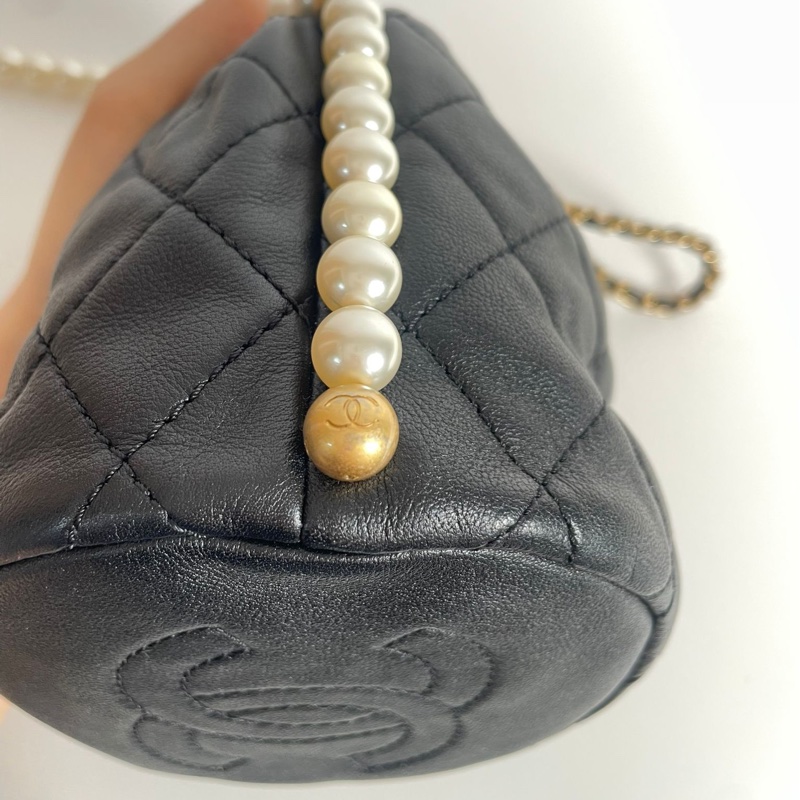 Chanel 珍珠鏈小水桶包-6