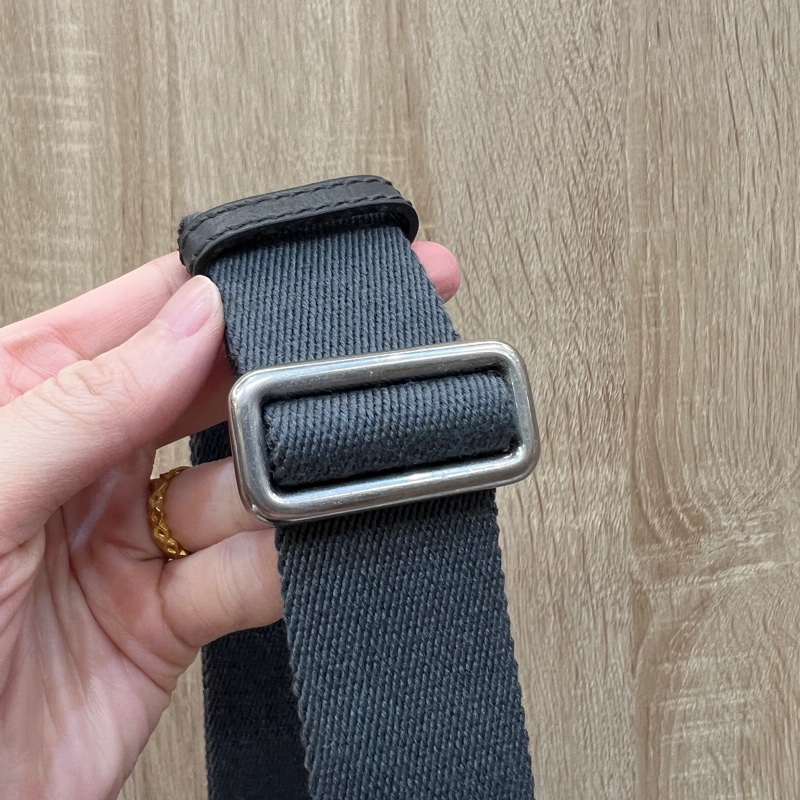 Gucci 灰PVC霧銀釦胸口腰包-15