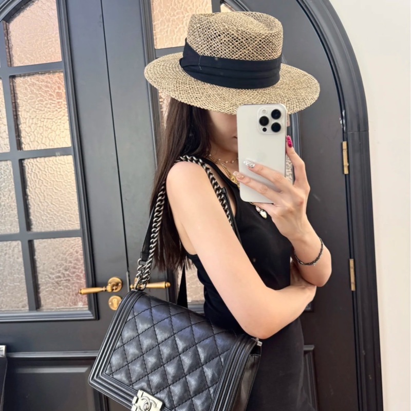 香奈兒CHANEL LEBOY 28 外縫復古銀黑色牛皮 鏈條包 肩背包 斜背包-1