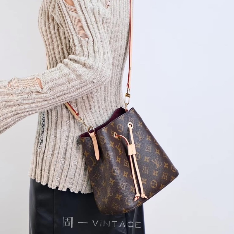 Louis Vuitton M46581 經典Monogram NANO NOE水桶包 手提包 斜背包-2