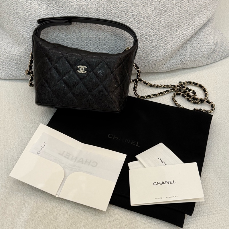 MINI 精美小飯盒CHANEL 全新黑色荔枝牛皮迷你手提斜背包-1