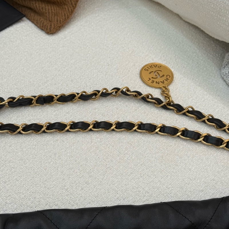小款垃圾包CHANEL 22黑色小牛皮 金幣金鍊肩背包購物袋包-7