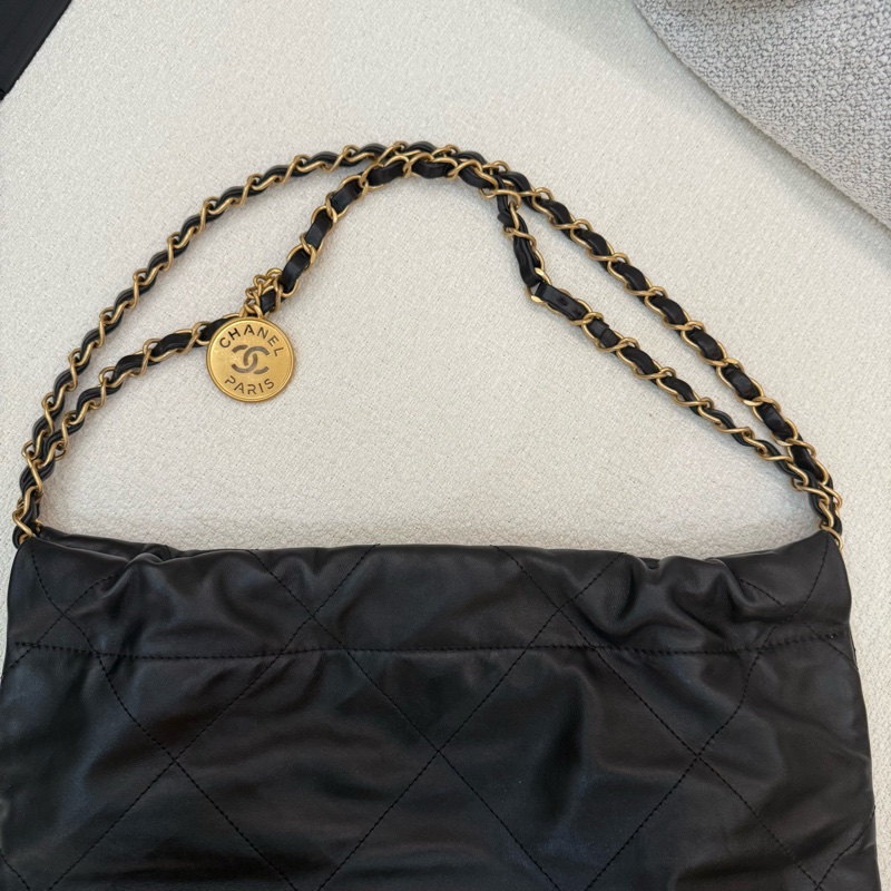 小款垃圾包CHANEL 22黑色小牛皮 金幣金鍊肩背包購物袋包-8