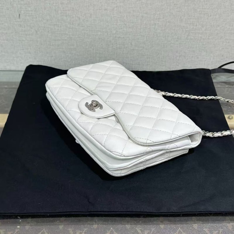 ✨CHANEL 銀扣牛皮季節款CF風琴鍊條包22*14*6 97新配件塵袋-2