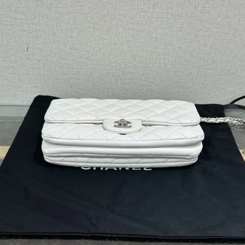 ✨CHANEL 銀扣牛皮季節款CF風琴鍊條包22*14*6 97新配件塵袋-3