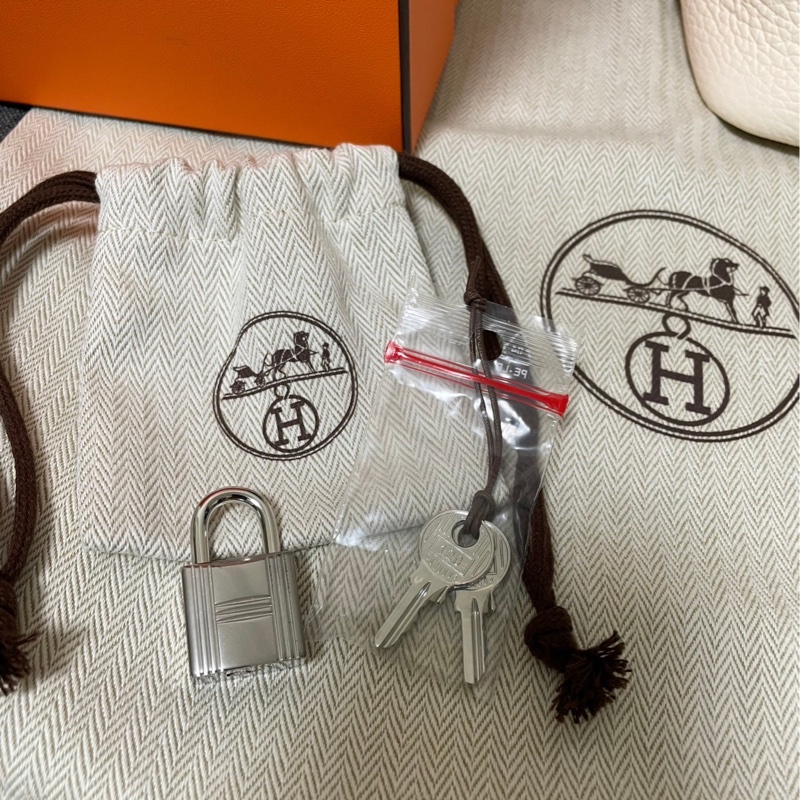 Hermes 愛馬仕Picotin 菜籃子18 奶油白銀扣-2