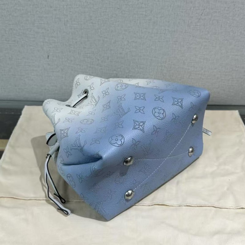 ✨LV Scala系列淺藍色月光女神雲朵包 芯片款25*13*5 全新配件塵袋盒子-3
