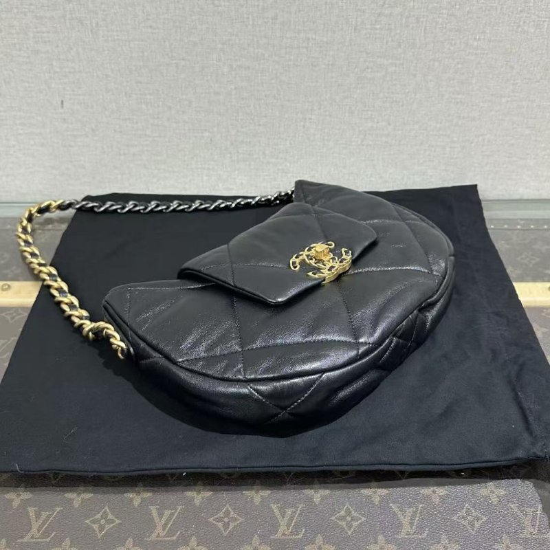 ✨CHANEL 24C新款黑金19bag系列hobo肩背包 25*20*7 99新配件塵袋-4