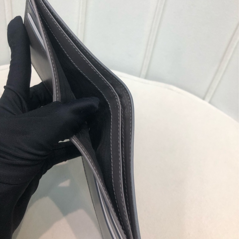 Balenciaga 窩釘灰色短銀包 XB035-4