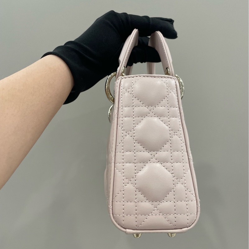 Dior迪奧 三格戴妃櫻花粉🌸金扣~附件:盒子 塵袋 包卡-6