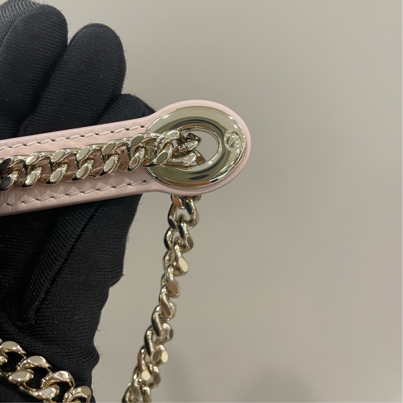 Dior迪奧 三格戴妃櫻花粉🌸金扣~附件:盒子 塵袋 包卡-26