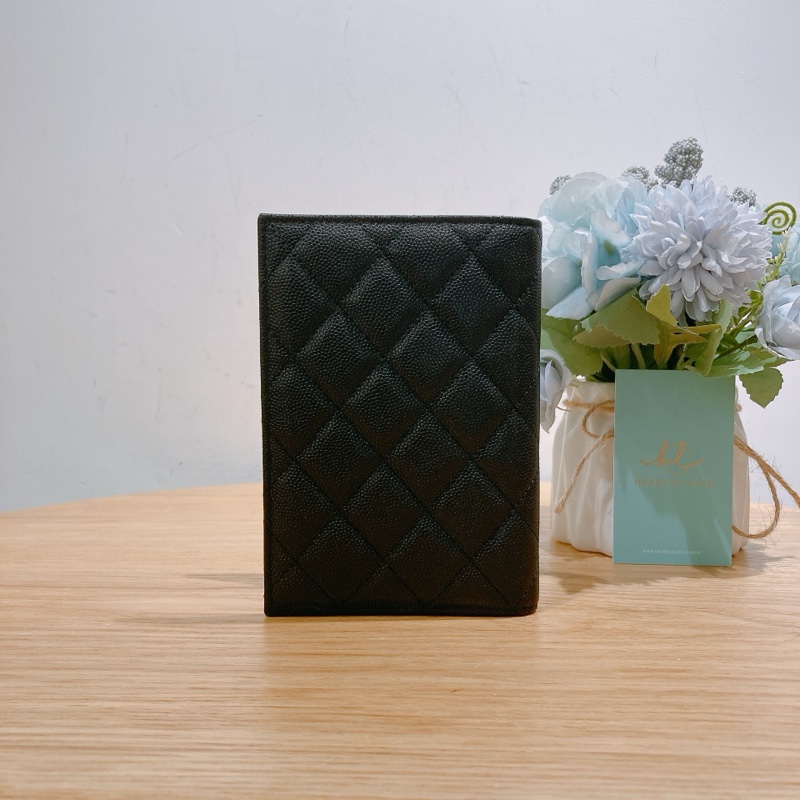 TW4305 Chanel 香奈兒護照本卡夾Passport Holder-1