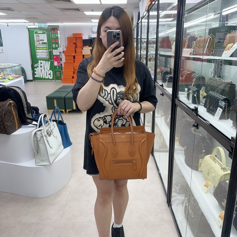 CELINE 焦糖色 真皮笑臉包 Micro Size手提包-1