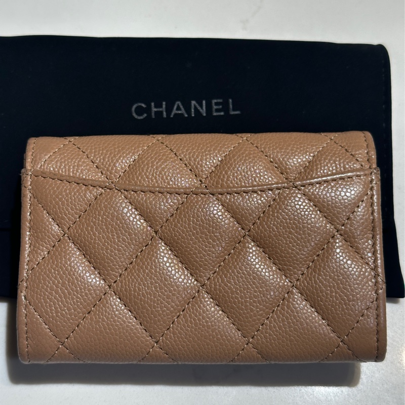 Chanel奶茶色零錢包-7