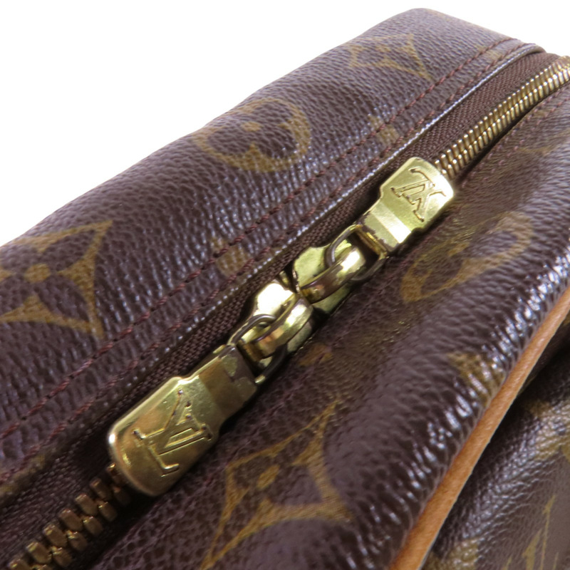 LOUIS VUITTON Monogram Excentri-cite金扣手挽袋-9