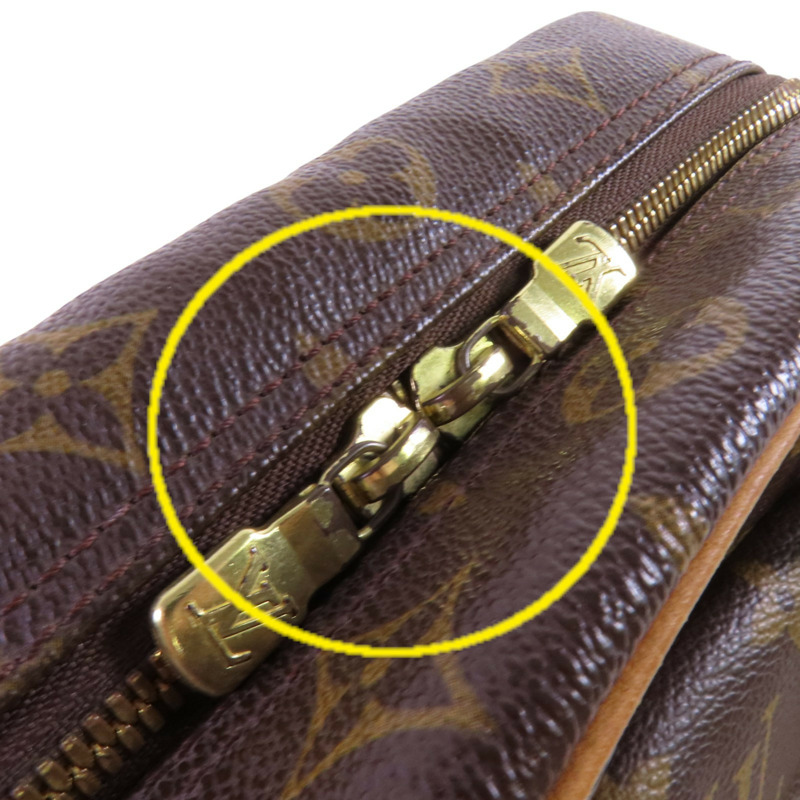 LOUIS VUITTON Monogram Excentri-cite金扣手挽袋-20
