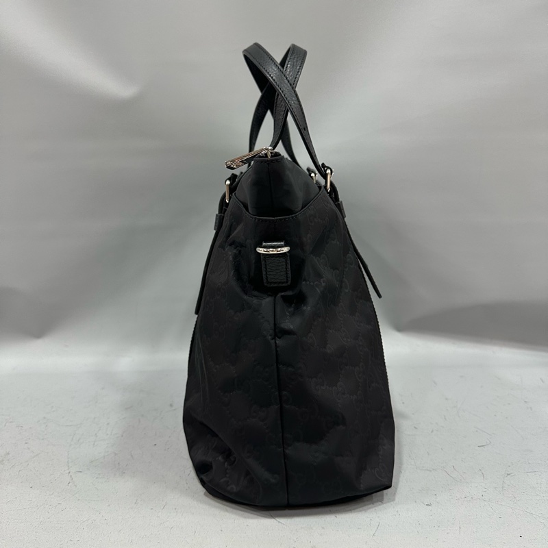 Gucci 510332 黑尼龍GG logo 斜背包購物包-3