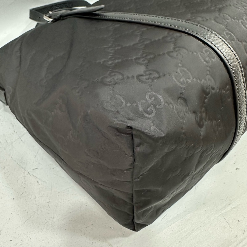 Gucci 510332 黑尼龍GG logo 斜背包購物包-8