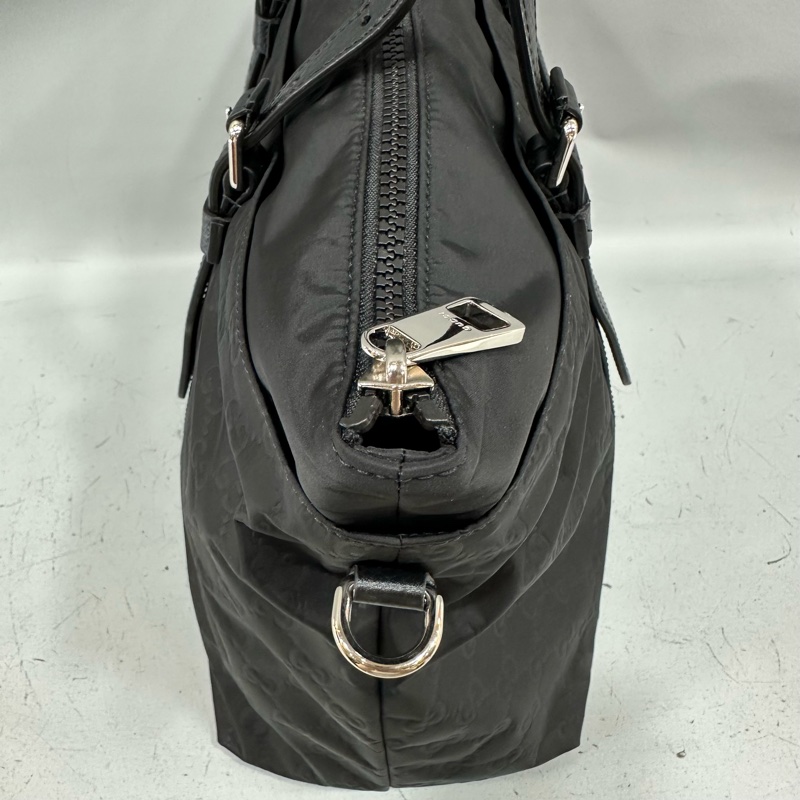 Gucci 510332 黑尼龍GG logo 斜背包購物包-17