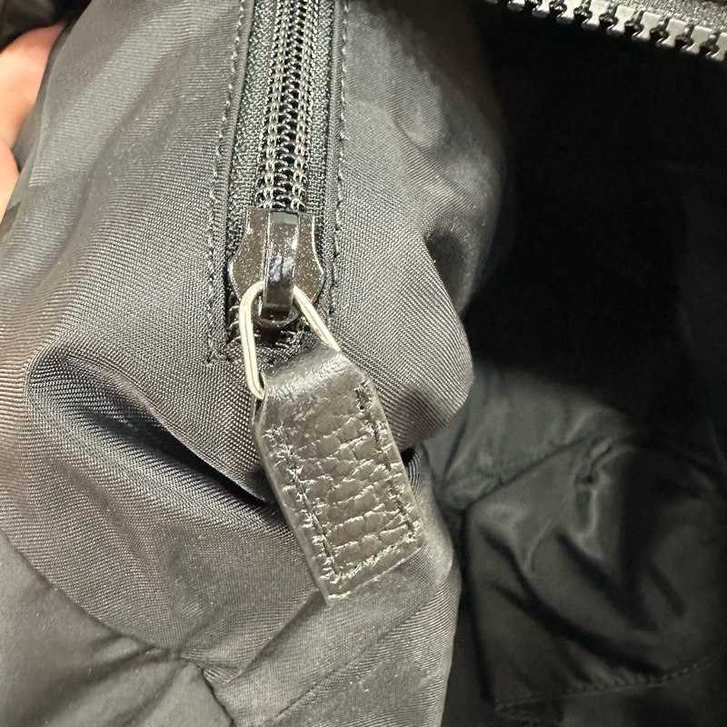 Gucci 510332 黑尼龍GG logo 斜背包購物包-26
