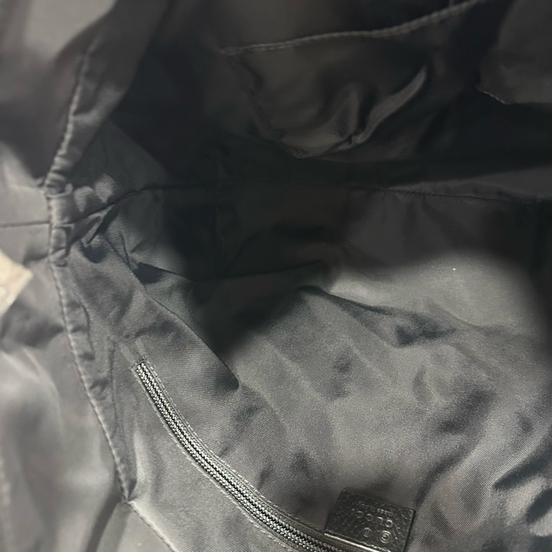Gucci 510332 黑尼龍GG logo 斜背包購物包-31