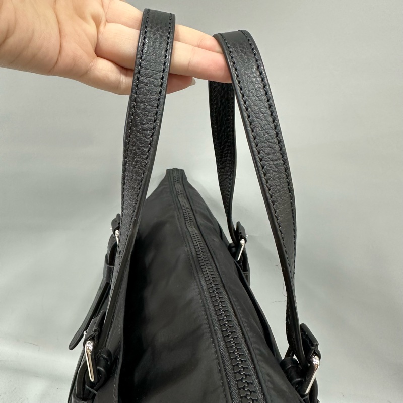 Gucci 510332 黑尼龍GG logo 斜背包購物包-48