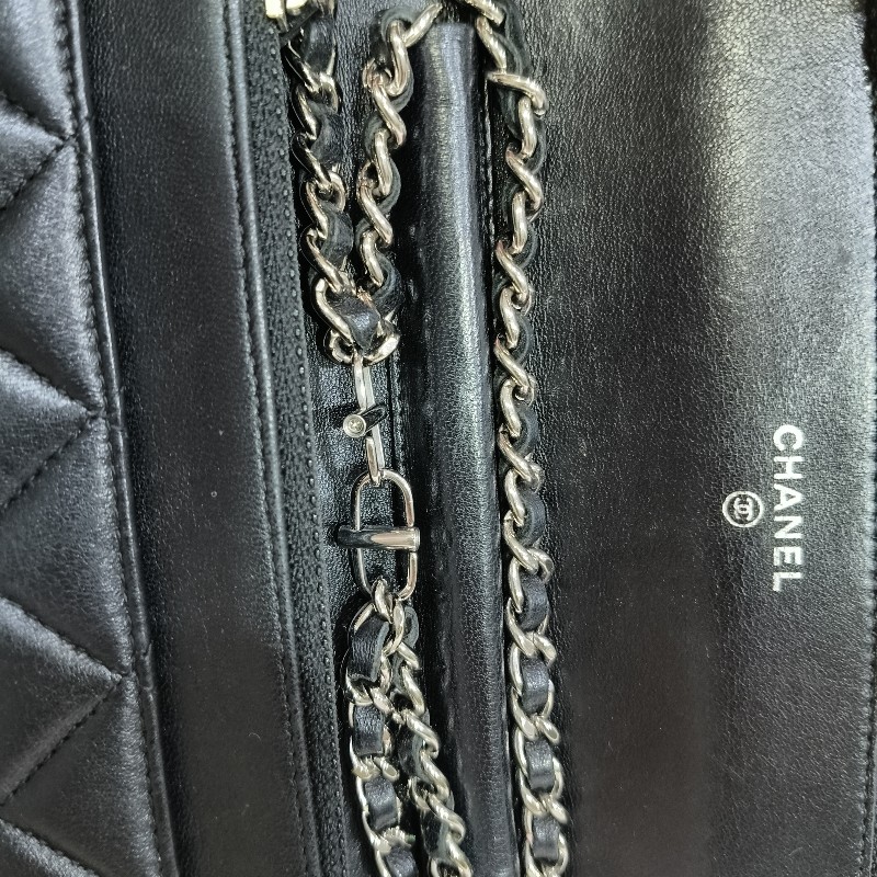 Chanel Lambskin WOC 羊皮 銀釦 有保卡-12