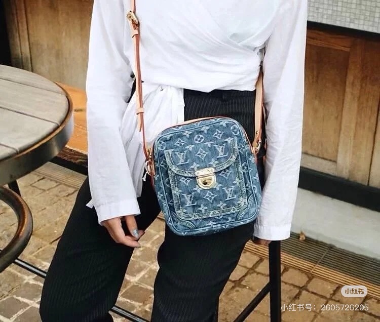 LV復刻單寧相機包 復古系列 二手美品 男女適🈴-2