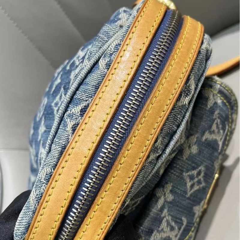 LV復刻單寧相機包 復古系列 二手美品 男女適🈴-5