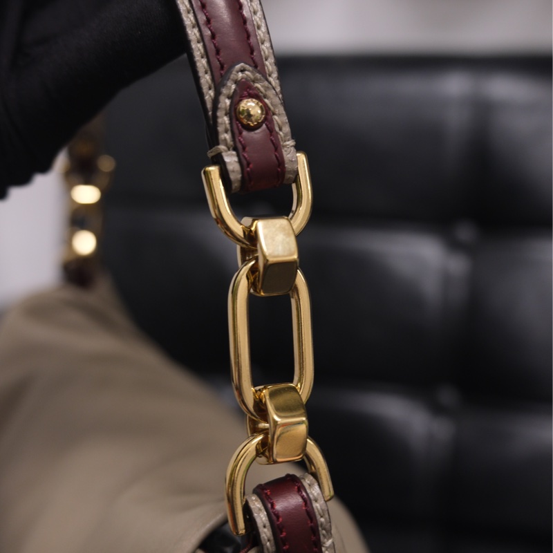 Loewe Vintage Leather Shoulder Bag 羅意威小羊皮腋下包-19