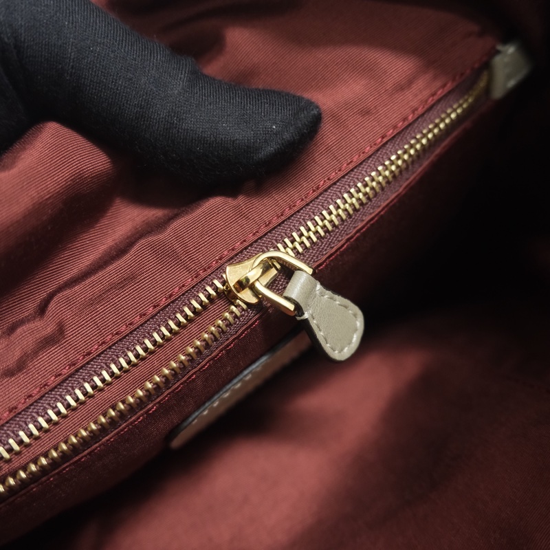 Loewe Vintage Leather Shoulder Bag 羅意威小羊皮腋下包-23