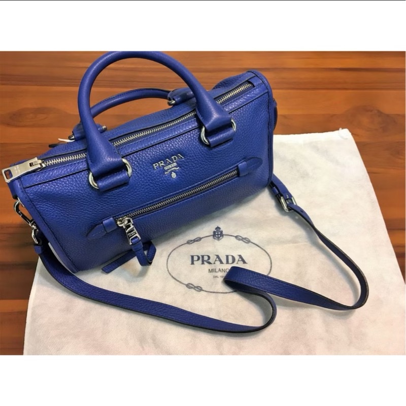 PRADA BAULETTO 99.9%新 正牌專櫃女用派對手拿斜背兩用包-2