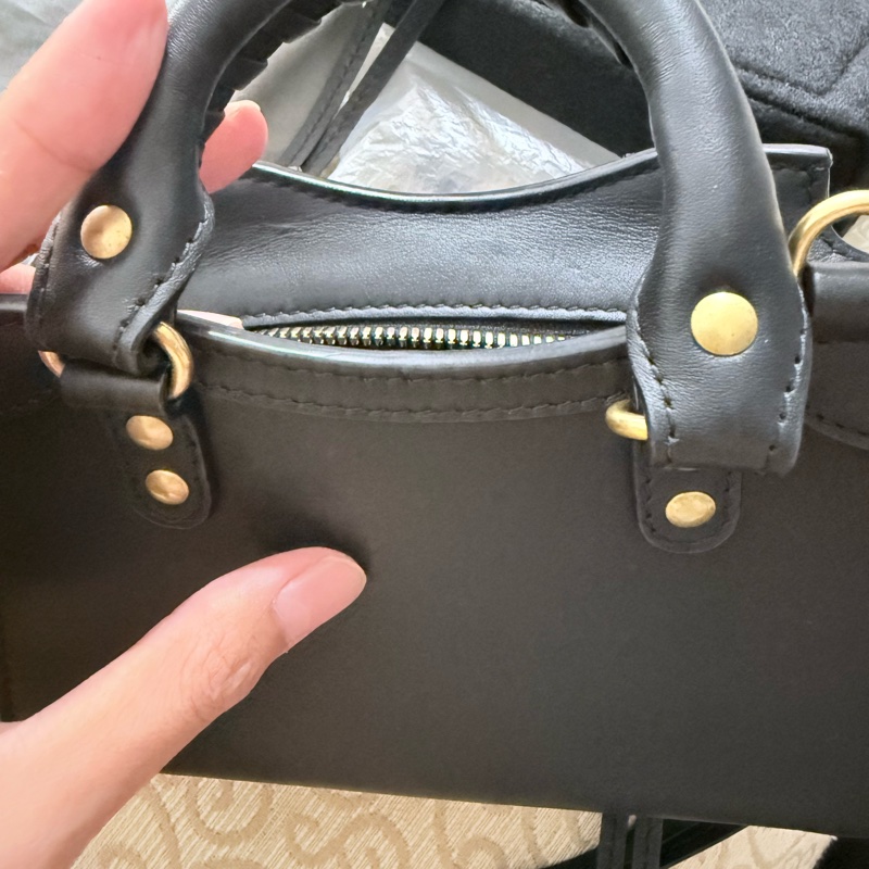 BALENCIAGA 巴黎世家 NEO CLASSIC 迷你款 金釦牛皮手提/斜背包(黑色)-3