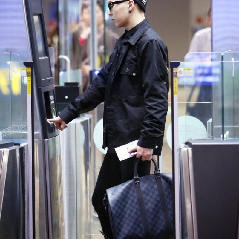 Lv Keepall 55 黑色棋盤格旅行袋 全新 配件塵袋-1