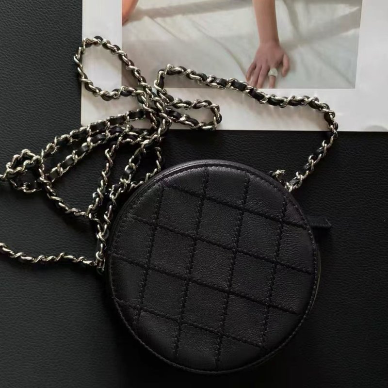 chanel 法朗扣圓餅包 10*10cm 全新 配件保卡塵袋-3