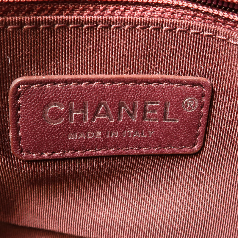 CHANEL 牛皮皮革Chain Shoulder銀扣鏈帶肩背袋-10